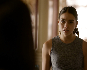 Melissa Barrera - Vida s02e03 (2019)