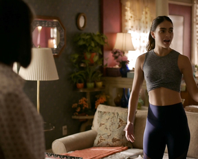 Melissa Barrera - Vida s02e03 (2019)