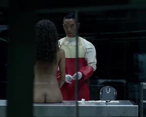 Thandie Newton butt – Westworld s01e06 (2016)