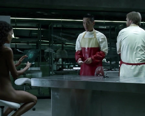 Thandie Newton butt – Westworld s01e06 (2016)