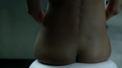 Thandie Newton butt – Westworld s01e06 (2016)