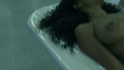 Thandie Newton naked – Westworld s01e08 (2016)