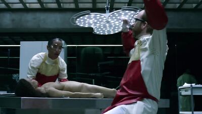 Thandie Newton topless – Westworld s01e05 (2016)