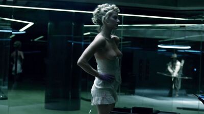 Jackie Moore nude – Westworld s01e01 (2016)