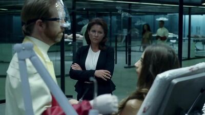 Angela Sarafyan nude – Westworld s01e07 (2016)