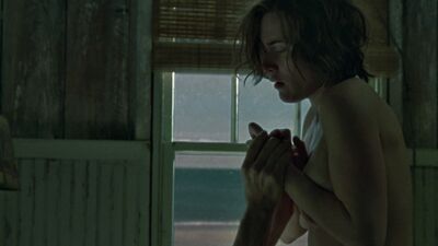Kate Winslet naked – Mildred Pierce (2011)