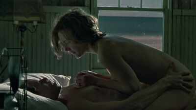 Kate Winslet naked – Mildred Pierce (2011)
