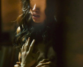 Rosario Dawson naked – Trance (2013)