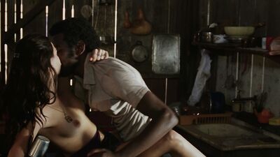 Isis Valverde sex scene – Faroeste Caboclo (2013)
