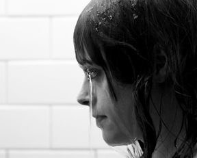 Lauren Ashley Carter – Darling (2015)