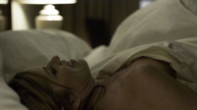 Kim Dickens – House of Cards s03e09-10 (2015)