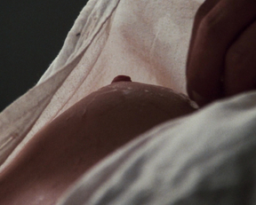 Kim Basinger – 9 1/2 Weeks (1986)