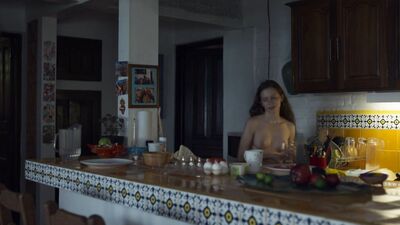 Ana Valeria Becerril - Las hijas de Abril (2017)