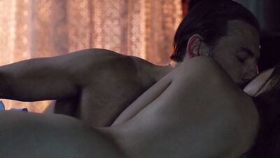 Melia Kreiling – Tyrant s03e05 (2016)