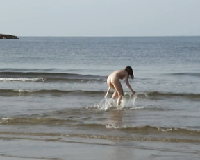 Esther Zimmering, Janina Rudenska, Elisabeth-Marie Leistikow – Ins Blaue (2012)