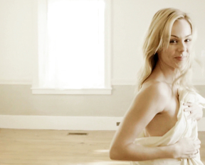 Laura Vandervoort – Bitten s03e04 (2016)