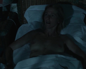 Sandrine Kiberlain – Quand On A 17 Ans (2016)