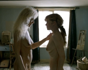 Sammi Davis, Amanda Donohoe – The Rainbow (1989)