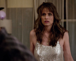 Amanda Peet – Togetherness s02e02 (2016)