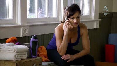 Carla Gugino – The Brink s01e02-03 (2015)