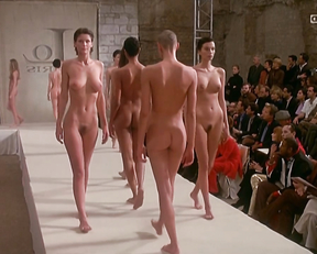 Eve Salvail, Georgianna Robertson, Rossy De Palma, Tara Leon, Ute Lemper – Pret-a-porter (1994)