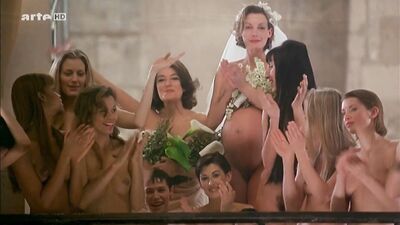 Eve Salvail, Georgianna Robertson, Rossy De Palma, Tara Leon, Ute Lemper – Pret-a-porter (1994)