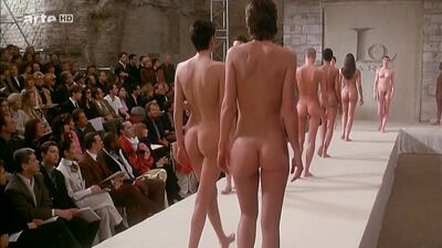 Eve Salvail, Georgianna Robertson, Rossy De Palma, Tara Leon, Ute Lemper – Pret-a-porter (1994)