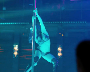 Raychel Diane Weiner – Flesh and Bone s01e01 (2015)