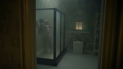 Amanda Dickson, Lily Rabe - Legion s02e04 (2018)
