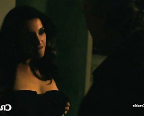 Laura Aleman – StartUp s01e01 (2016)