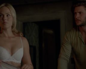 Laura Vandervoort – Bitten s01e09 (2014)