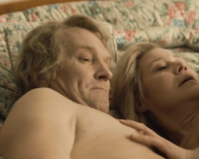 Trine Dyrholm, Julie Agnete Vang, Helene Reingaard Neumann – Kollektivet (2016)