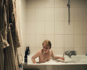 Elisa Schlott, Tabita Johannes - Grille und Ameise (2016)