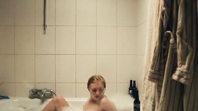 Elisa Schlott, Tabita Johannes - Grille und Ameise (2016)