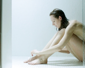 Lavinia Wilson, Isabelle Redfern – Schossgebete (2014)