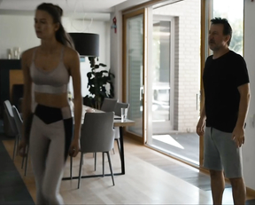 Malgorzata Foremniak, Eliza Rycembel - Odwroceni. Ojcowie i corki s01e01-05 (2019)