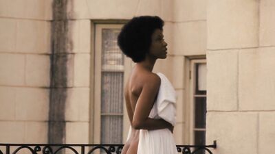 Zoe Saldana – Nina (2016)