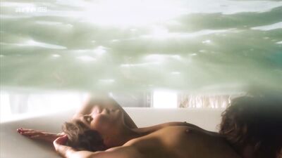 Julia Koschitz – Zweimal Lebenslanglich (2015)