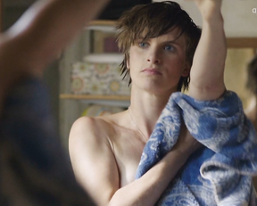 Lena Lauzemis, Vicky Krieps – M wie Martha (2015)