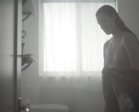 Sarah Hagan - Sun Choke (2015)