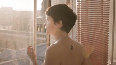 Pauline Etienne – Eden (2014) [deleted scenes]