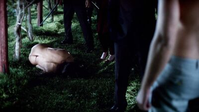 Gabriella Wright, Ashley Barron – True Blood s07e03 (2014)