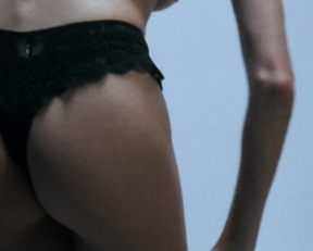 Shannon Elizabeth  – Jack Frost (1997)