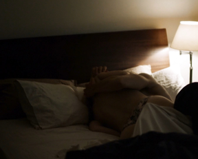 Shannon Berry – Hunters s01e01 (2016)