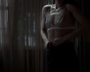 Keri Russell – The Americans s03e11 (2015)