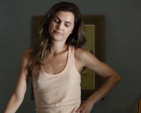 Keri Russell – Dark Skies (2013)