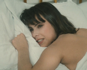 Mathilda May – Trois Places Pour Le 26 (1988)