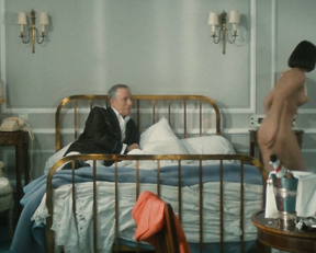 Mathilda May – Trois Places Pour Le 26 (1988)