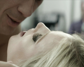 Dree Hemingway – Starlet (2012)