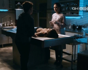 Veronica Falcon – Sr. Avila s01e12 (2013)